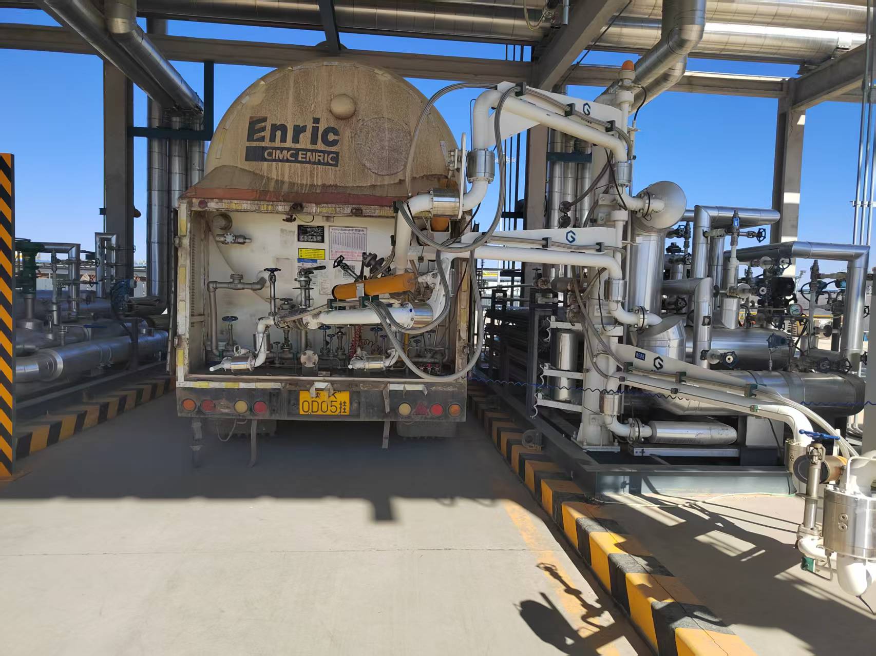 Land Fluid Transfer